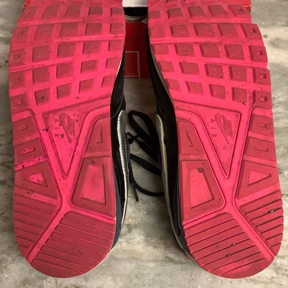 Slightly used, comfy, Nike presto. - Picture 4 of 6